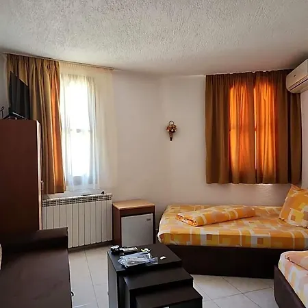 марио 2* Melnik (Blagoevgrad)